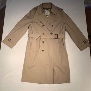 London Fog Iconic belted trench raincoat